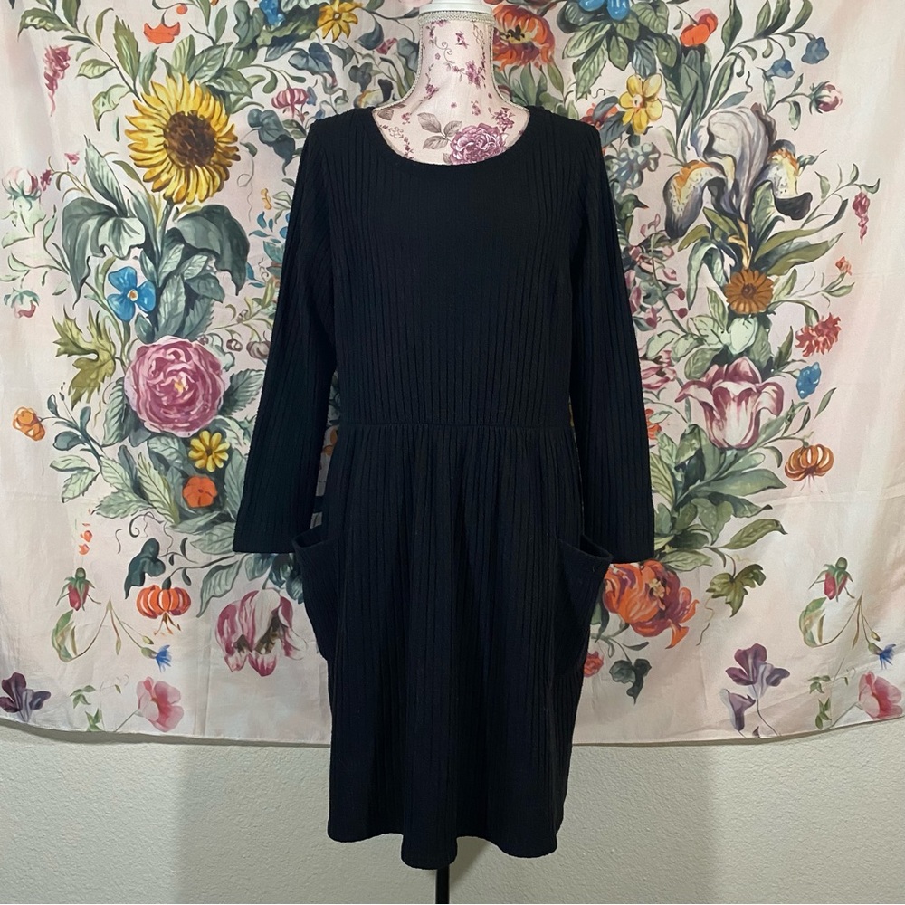Gilli sz:1X Black Ribbed Sleeved Dress with Pockets